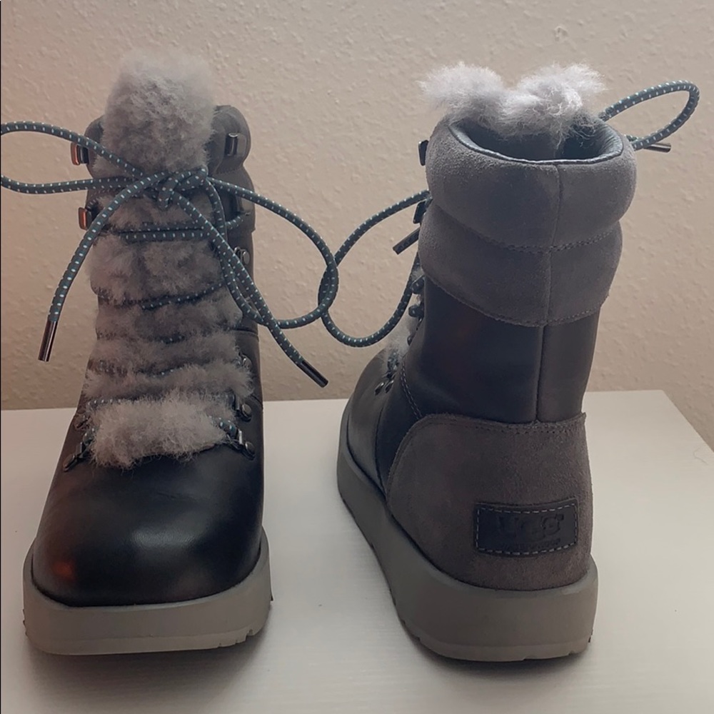UGG VIKI WATERPROOF BOOT